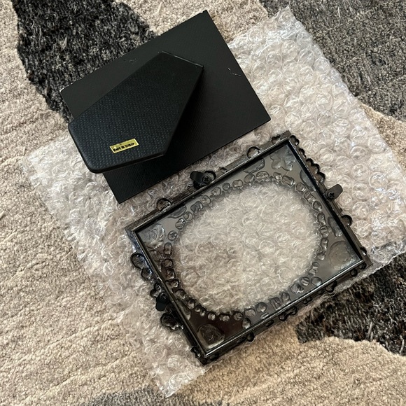 Oval Picture Frame - Picture 3 of 5